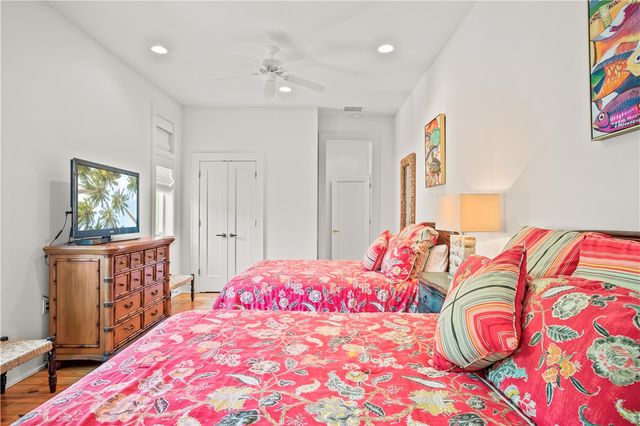 3700 Island Moorings Pkwy 20, Port Aransas, TX 78373