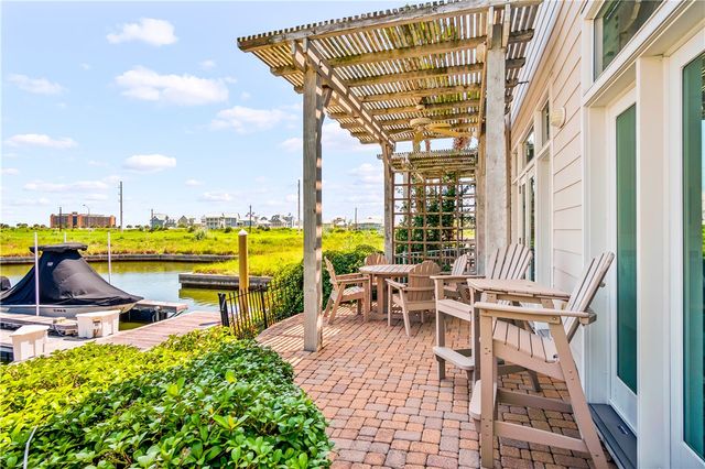 3700 Island Moorings Pkwy 20, Port Aransas, TX 78373