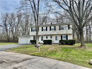 67-69 Havenwood Hollow, Perinton, NY 14450