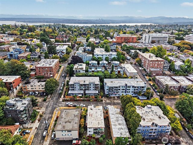 315 13th Avenue E, Seattle, WA 98102