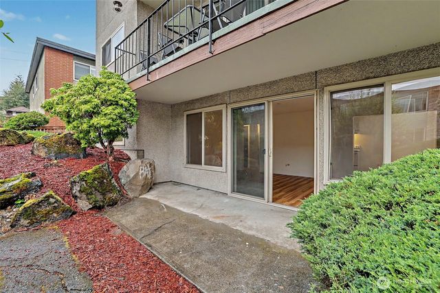 315 13th Avenue E, Seattle, WA 98102