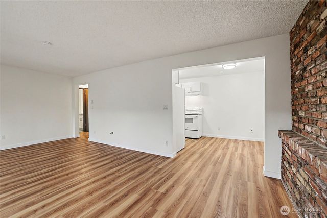 315 13th Avenue E, Seattle, WA 98102