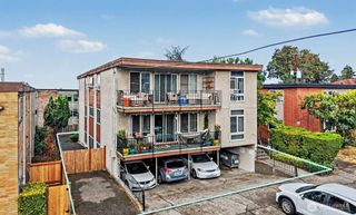 315 13th Avenue E, Seattle, WA 98102