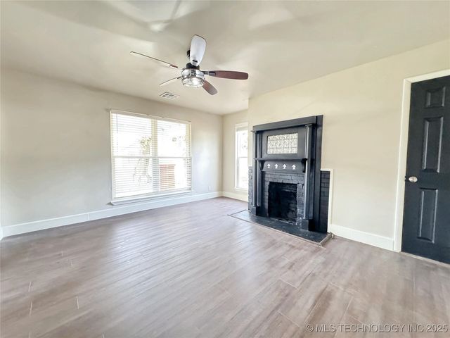 1020 N Vinita Avenue, Tahlequah, OK 74464