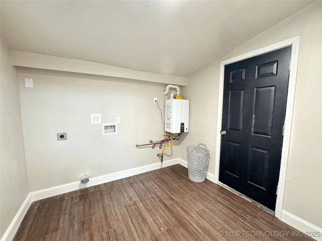 1020 N Vinita Avenue, Tahlequah, OK 74464