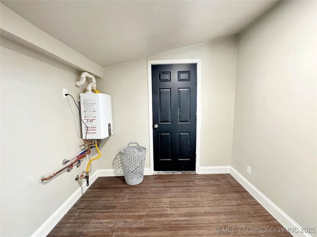 1020 N Vinita Avenue, Tahlequah, OK 74464