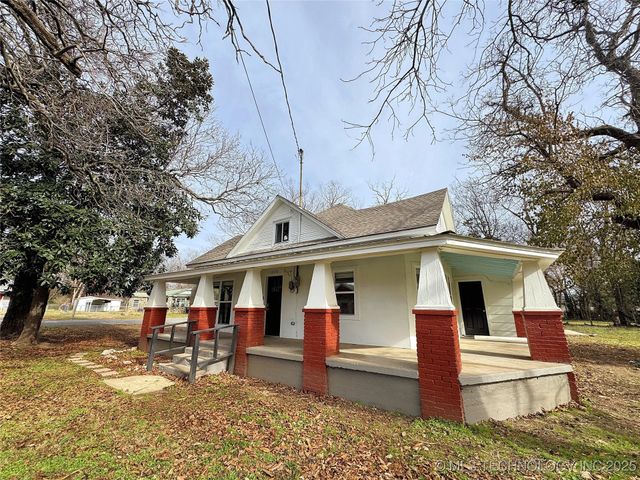 1020 N Vinita Avenue, Tahlequah, OK 74464