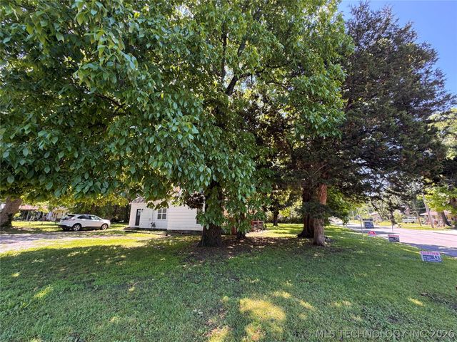 1020 N Vinita Avenue, Tahlequah, OK 74464
