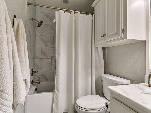 4401 Balmoral Court, Norman, OK 73072