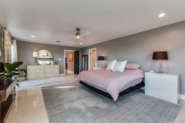 311 woodlake, San Antonio, TX 78229