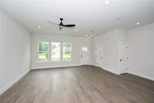 8 WHEELING LANE, Palm Coast, FL 32164