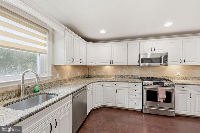 1108 W OLD WYNNEWOOD RD, Wynnewood, PA 19096