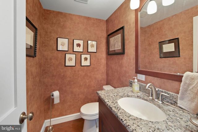 1108 W OLD WYNNEWOOD RD, Wynnewood, PA 19096