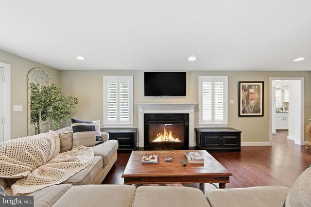 1108 W OLD WYNNEWOOD RD, Wynnewood, PA 19096