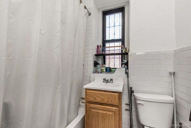 3230 Cruger Avenue 1F, Bronx, NY 10467