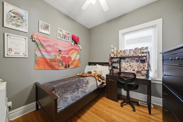 2240 Highland Avenue, Berwyn, IL 60402