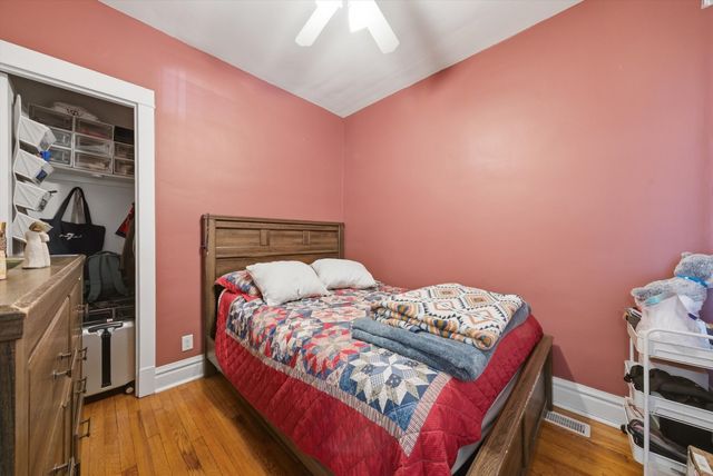 2240 Highland Avenue, Berwyn, IL 60402