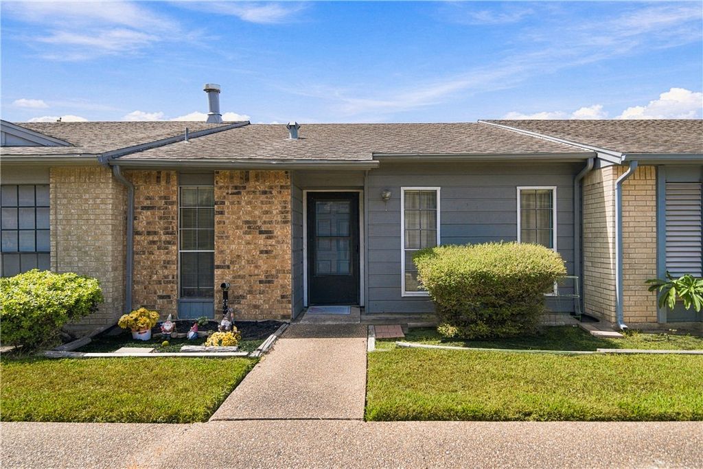 1818 Rodd Field I5, Corpus Christi, TX 78412 — exterior