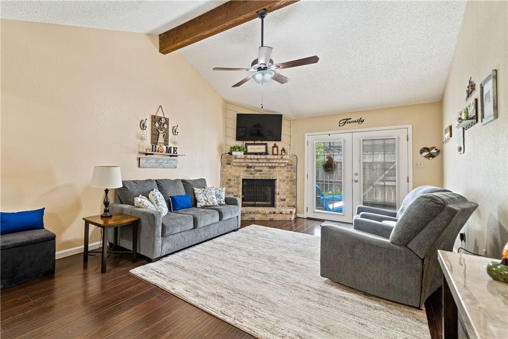 1818 Rodd Field I5, Corpus Christi, TX 78412 — photo 3