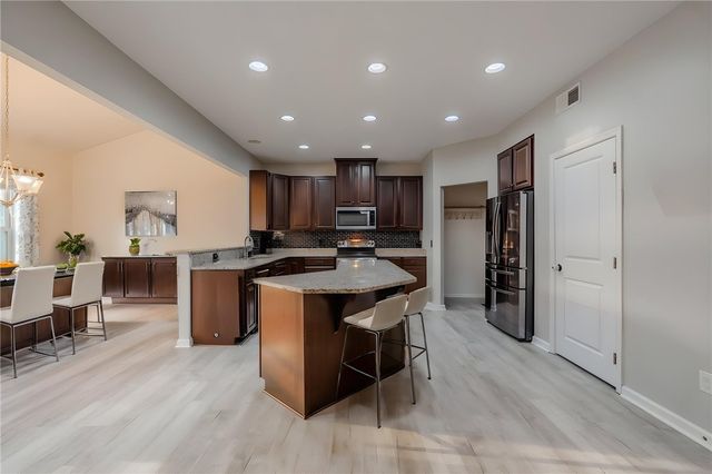 9 Chapel Hill Lane, Simpsonville, SC 29681