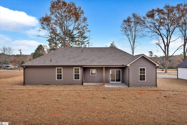 153 Eastview Road, Pelzer, SC 29669