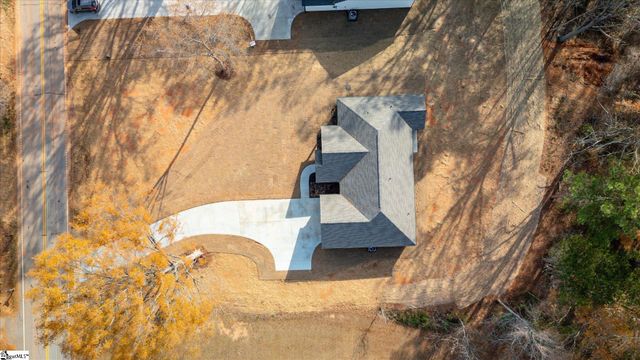 153 Eastview Road, Pelzer, SC 29669