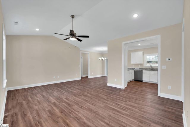 153 Eastview Road, Pelzer, SC 29669