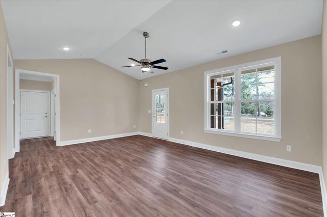 153 Eastview Road, Pelzer, SC 29669