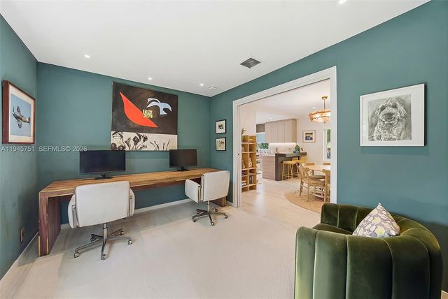 1220 W 21st St, Miami Beach, FL 33140