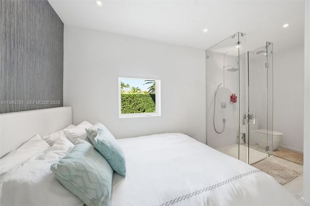 1220 W 21st St, Miami Beach, FL 33140