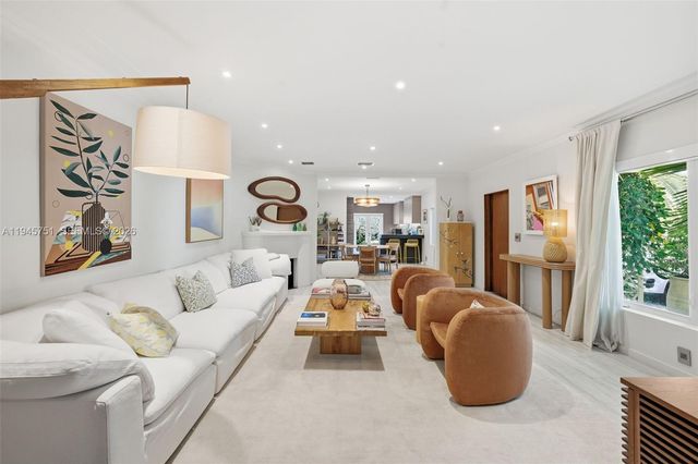 1220 W 21st St, Miami Beach, FL 33140