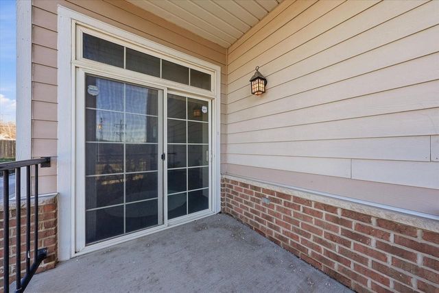 7224 W State STREET, Wauwatosa, WI 53213