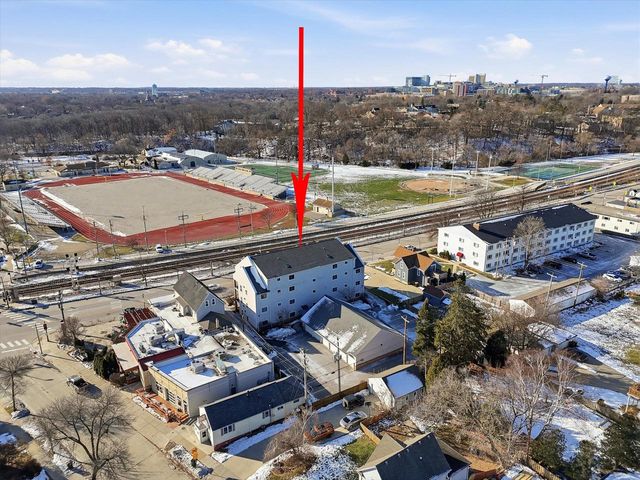 7224 W State STREET, Wauwatosa, WI 53213