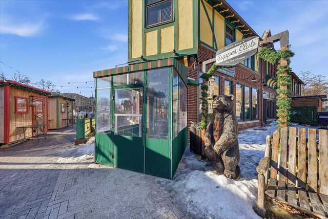 7224 W State STREET, Wauwatosa, WI 53213