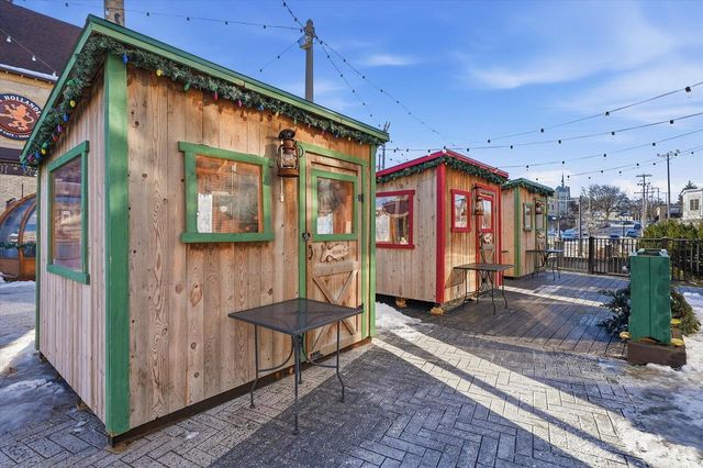 7224 W State STREET, Wauwatosa, WI 53213