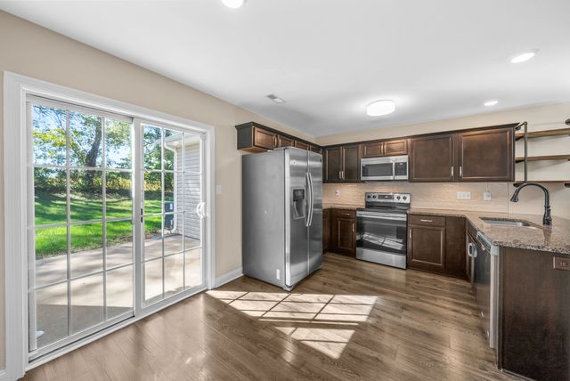 215 Alexander Blvd, Clarksville, TN 37040