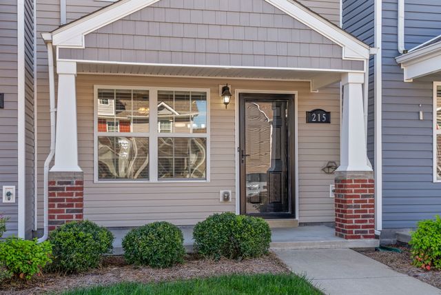 215 Alexander Blvd, Clarksville, TN 37040