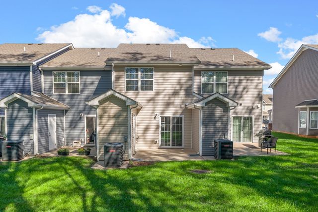 215 Alexander Blvd, Clarksville, TN 37040