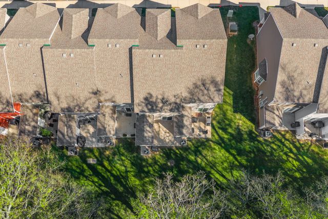 215 Alexander Blvd, Clarksville, TN 37040