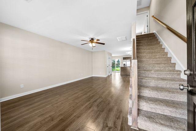 215 Alexander Blvd, Clarksville, TN 37040