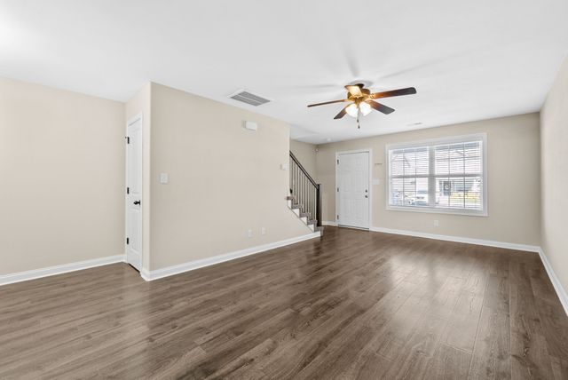 215 Alexander Blvd, Clarksville, TN 37040