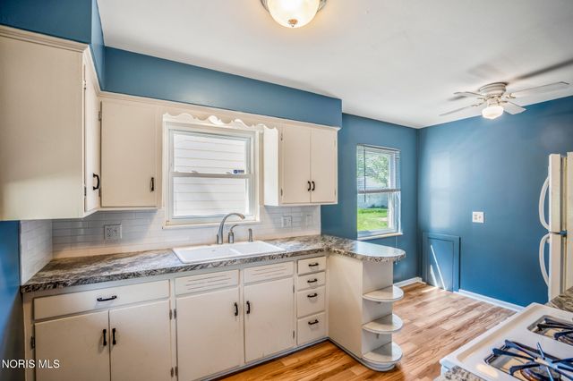 605 Eleanor Avenue, Toledo, OH 43612