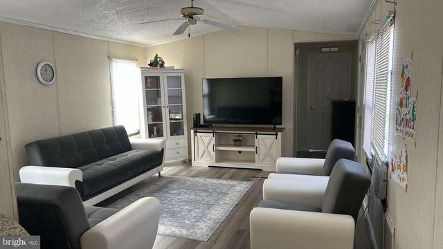 8 MERGANSER RD, Georgetown, DE 19947