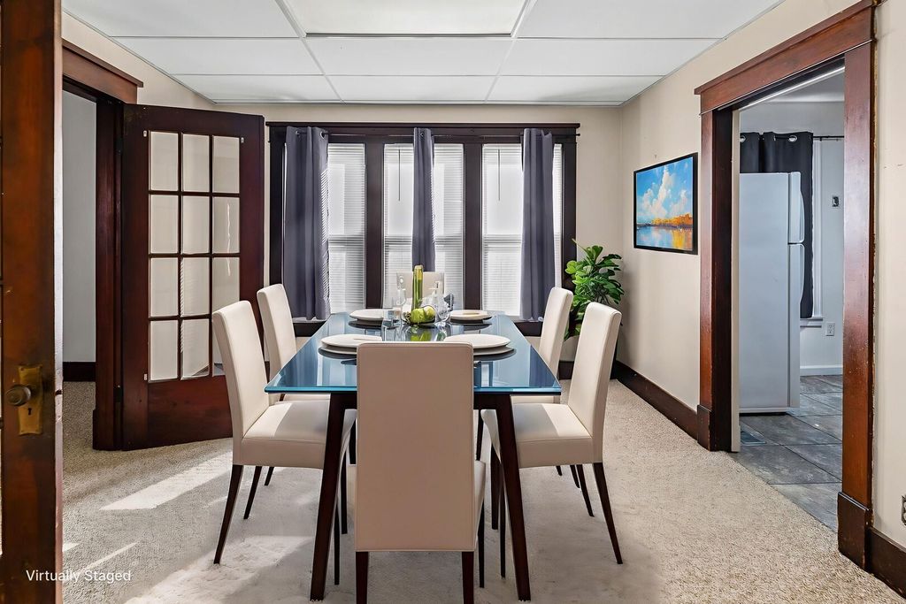 Image 10 of property listing at 527 E 4th Street, Centralia, IL 62801