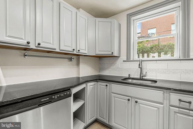 1107 BRANDYWINE ST, Philadelphia, PA 19123