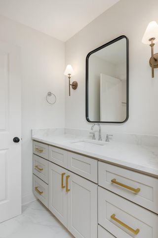 6589 Dharma Lp, East Ridge, TN 37412