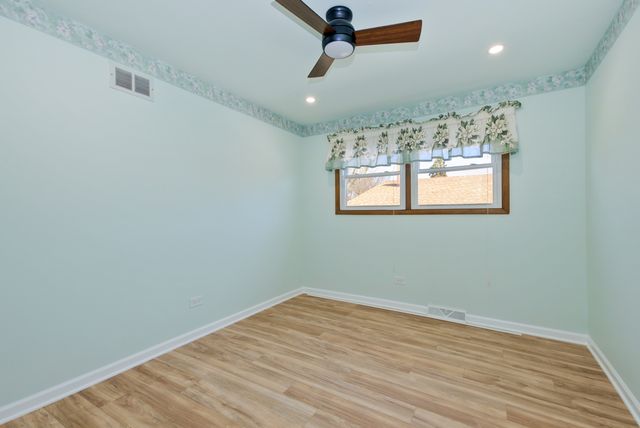 18031 65th Avenue, Tinley Park, IL 60477