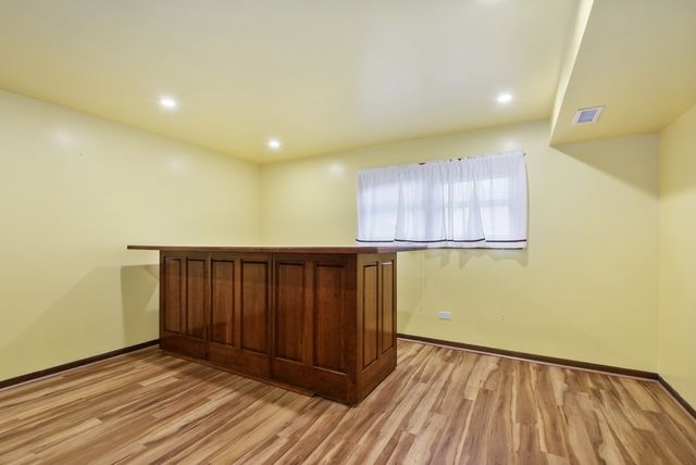 18031 65th Avenue, Tinley Park, IL 60477