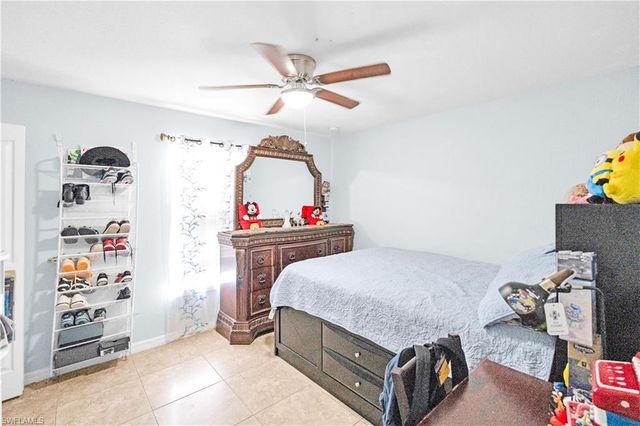4207 30th ST SW, Lehigh Acres, FL 33976