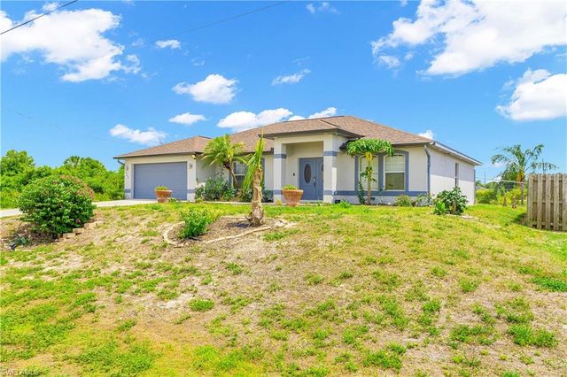 4207 30th ST SW, Lehigh Acres, FL 33976